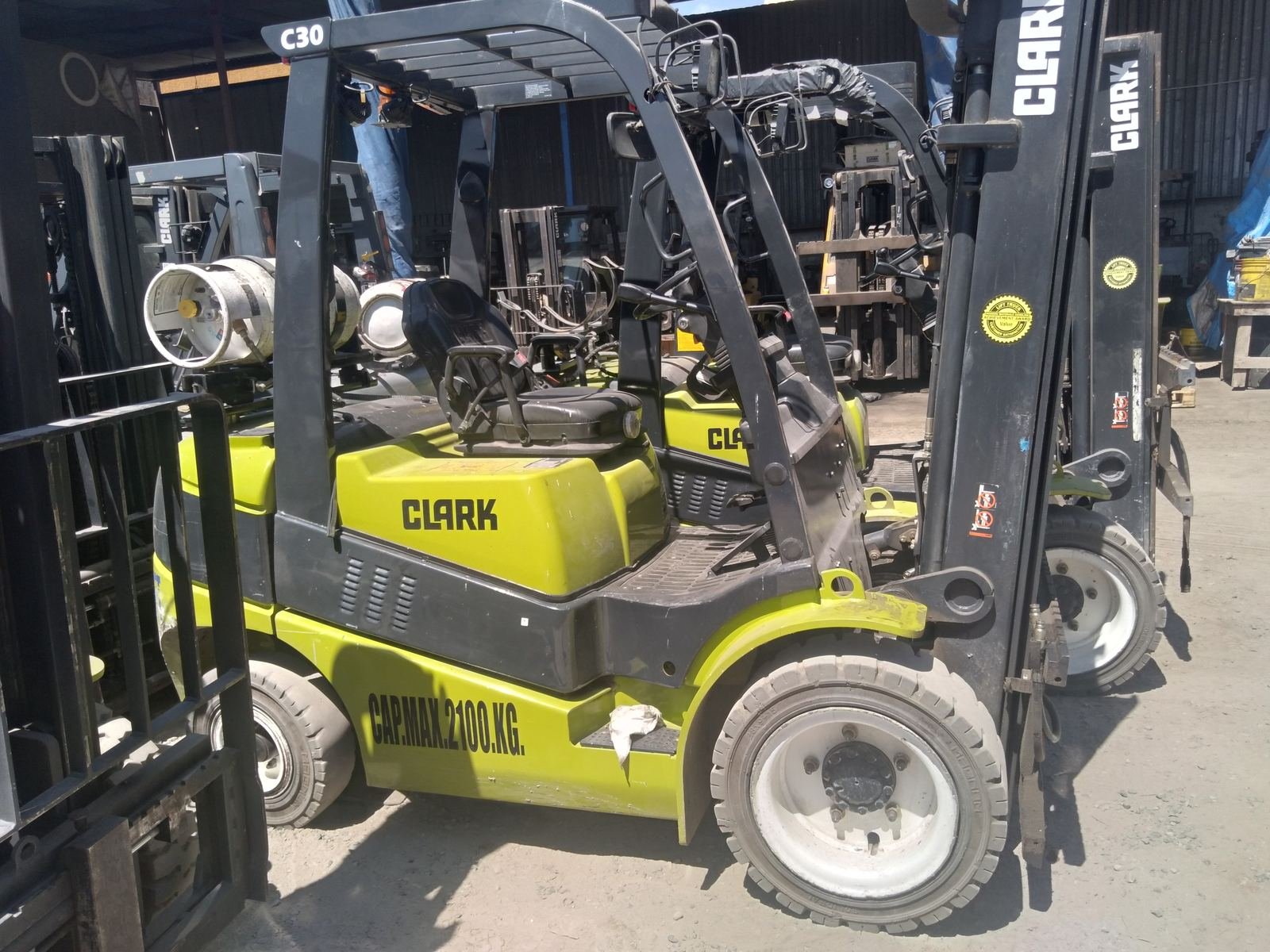 MR-241 Clark C30L